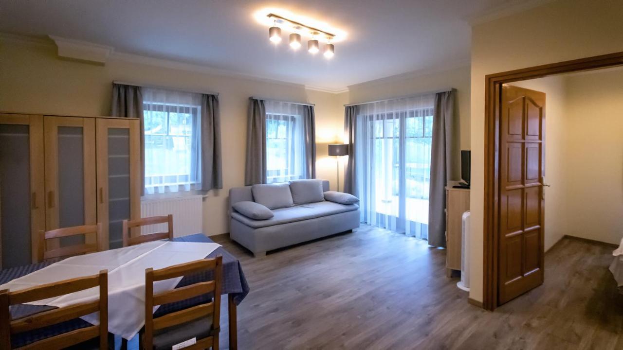 Ozkut Apartmanhaz Olmod Buitenkant foto