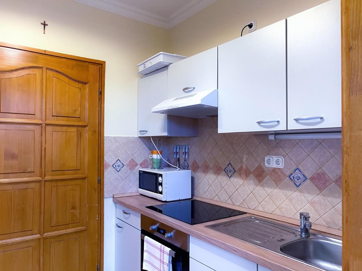 Ozkut Apartmanhaz Olmod Buitenkant foto