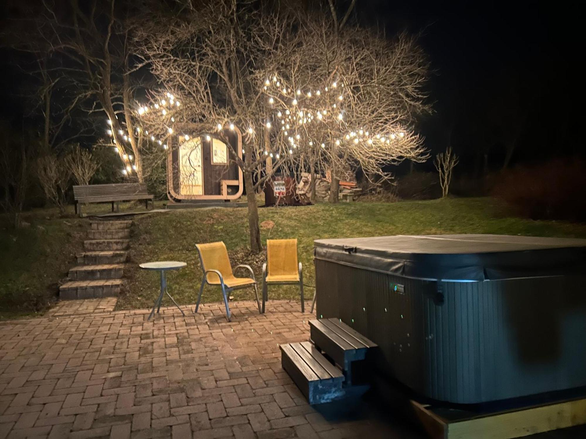 Ozkut Apartmanhaz Olmod Buitenkant foto